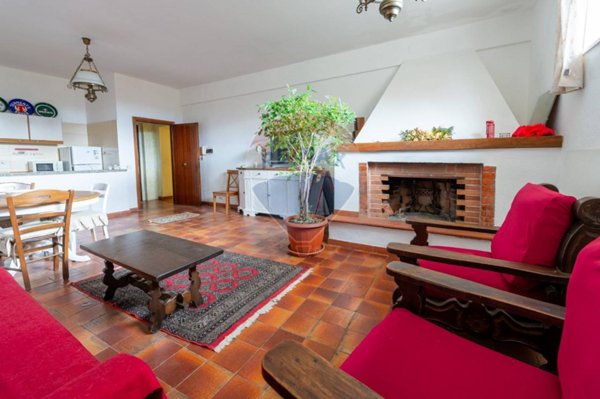 appartamento in vendita a Roma in zona Ponte di Nona