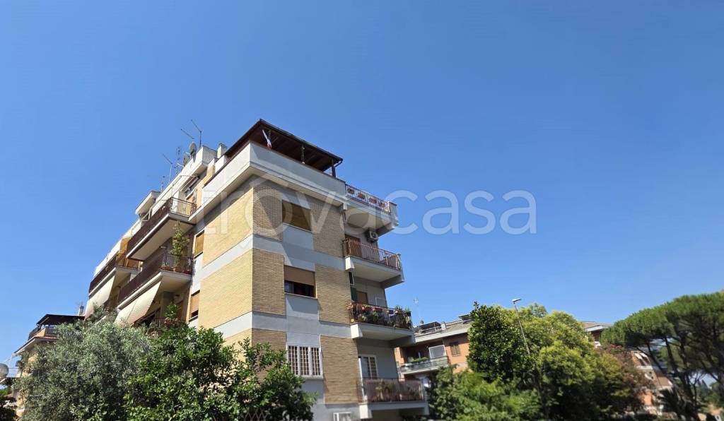 appartamento in vendita a Roma in zona La Pisana