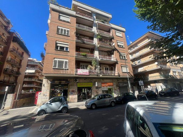 appartamento in vendita a Roma in zona Monte Sacro/Talenti