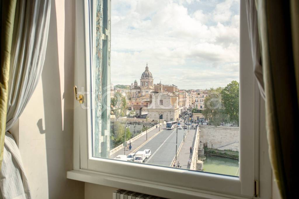 appartamento in vendita a Roma in zona Rione Prati