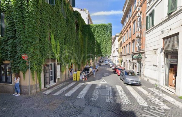 appartamento in vendita a Roma in zona Rione Monti/Campitelli