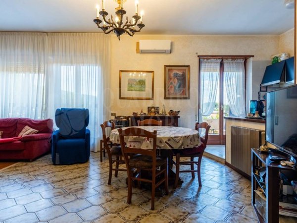 appartamento in vendita a Roma in zona Casal Palocco