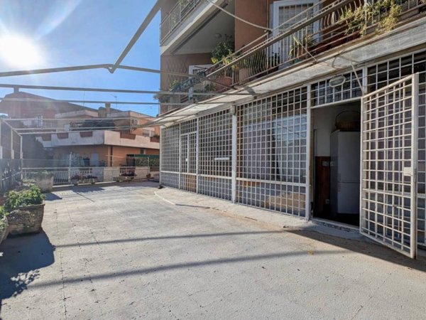 appartamento in vendita a Roma in zona Aurelio