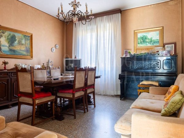 appartamento in vendita a Roma in zona Ostia