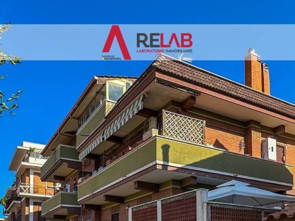 appartamento in vendita a Roma in zona Acilia