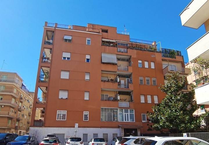 appartamento in vendita a Roma in zona Monte Sacro/Talenti