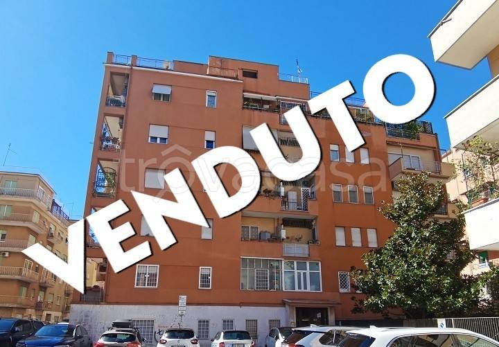 appartamento in vendita a Roma in zona Monte Sacro/Talenti