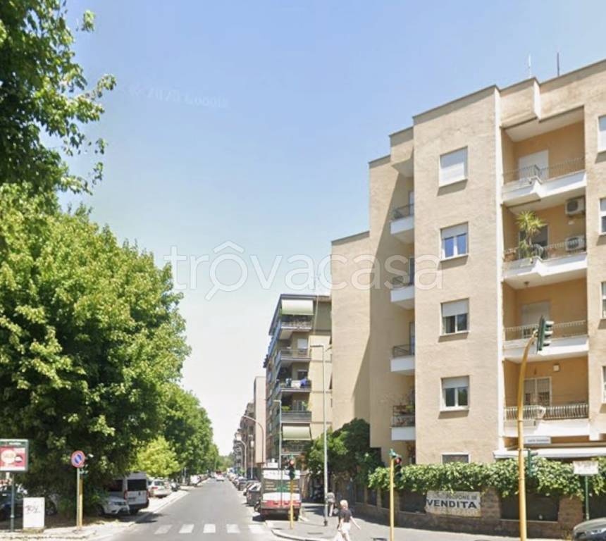 appartamento in vendita a Roma in zona Monte Sacro/Talenti