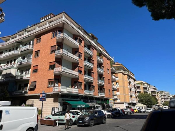 appartamento in vendita a Roma in zona Della Vittoria