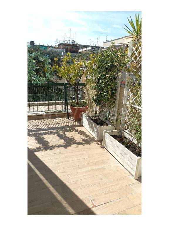 appartamento in vendita a Roma in zona Tor di Quinto
