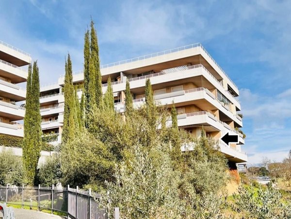 appartamento in vendita a Roma in zona Sette Bagni