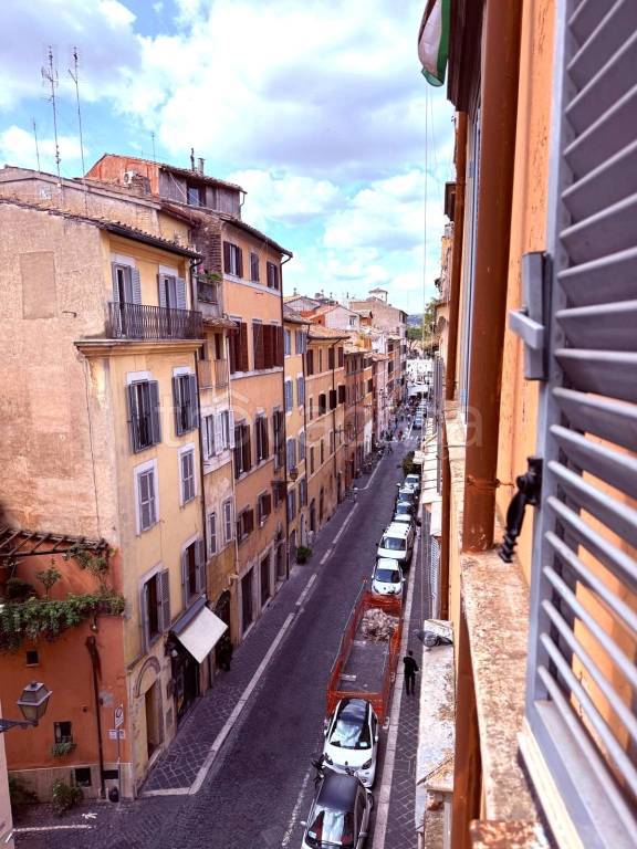 appartamento in vendita a Roma in zona Rione di Ponte