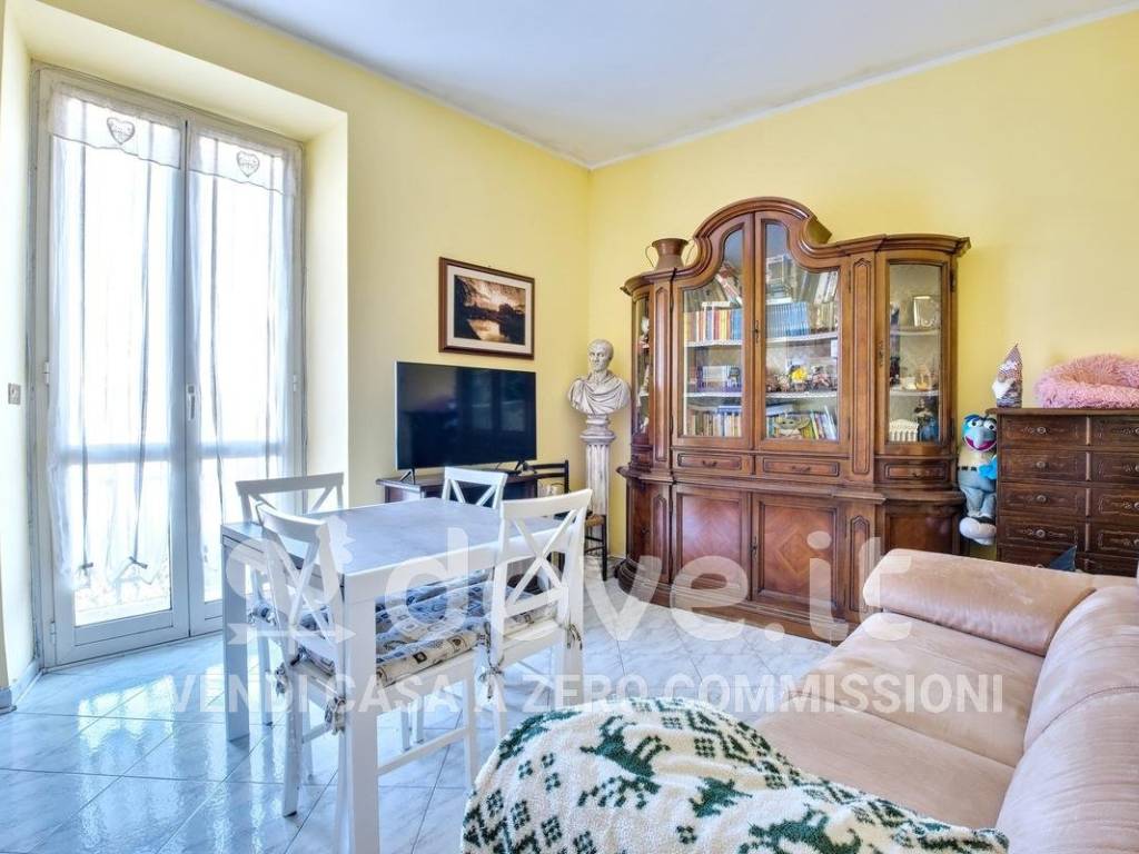 appartamento in vendita a Roma in zona Appio Latino