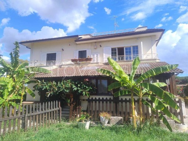 appartamento in vendita a Roma in zona Casal Palocco