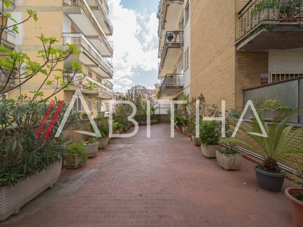 appartamento in vendita a Roma in zona Primavalle