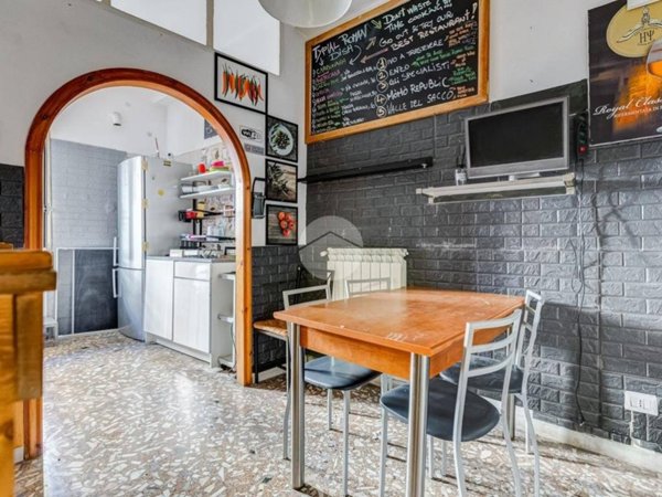 appartamento in vendita a Roma in zona Ostiense