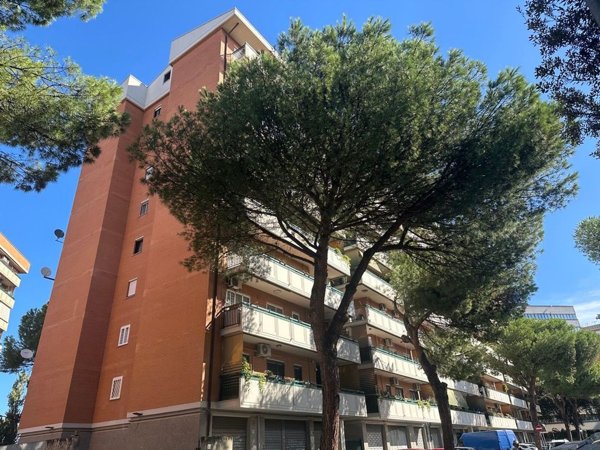 appartamento in vendita a Roma in zona Cinecittà