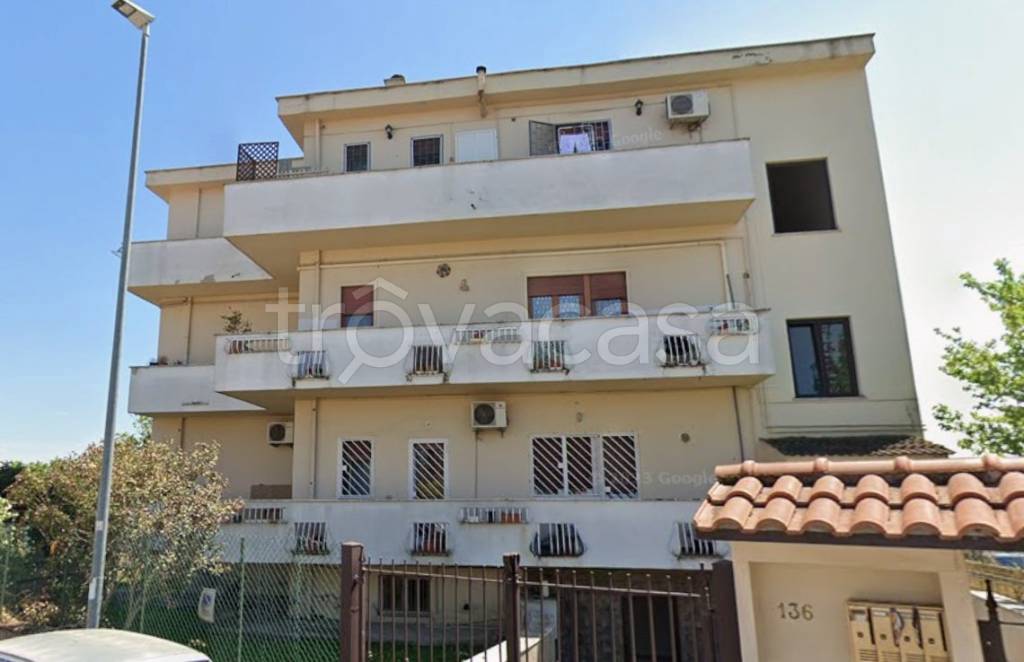 appartamento in vendita a Roma in zona Ponte di Nona