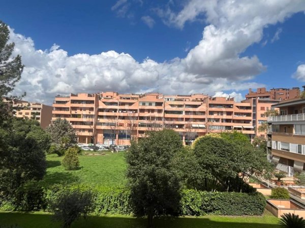 appartamento in vendita a Roma in zona Ardeatino