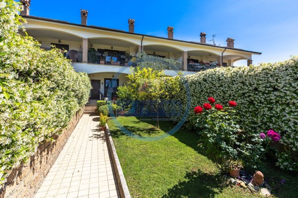 esavano in vendita a Roma in zona Mezzocammino