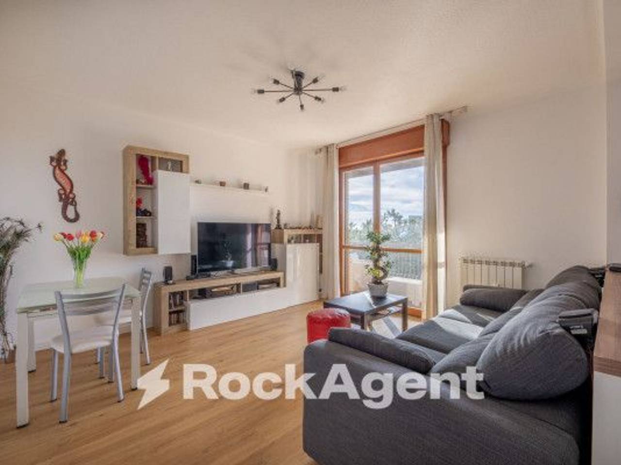 appartamento in vendita a Roma in zona Torrino