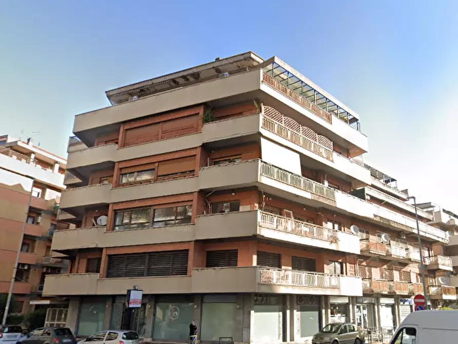 appartamento in vendita a Roma in zona Ardeatino