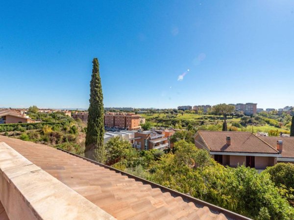 appartamento in vendita a Roma in zona Spinaceto