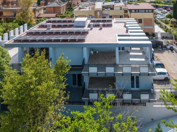 negozio in vendita a Roma in zona Acilia