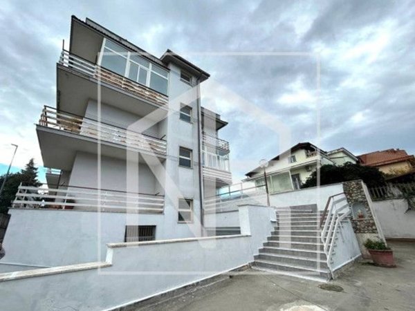 appartamento in vendita a Roma in zona Ponte di Nona