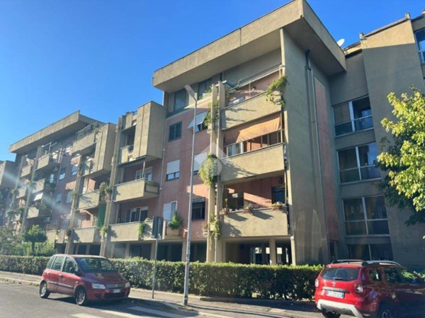 appartamento in vendita a Roma in zona Prenestino-Labicano