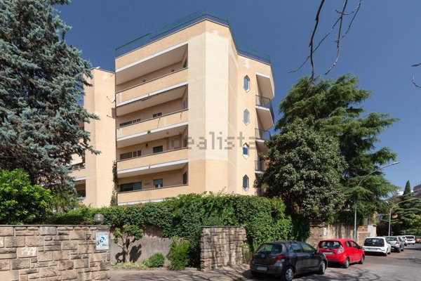 appartamento in vendita a Roma in zona Portuense