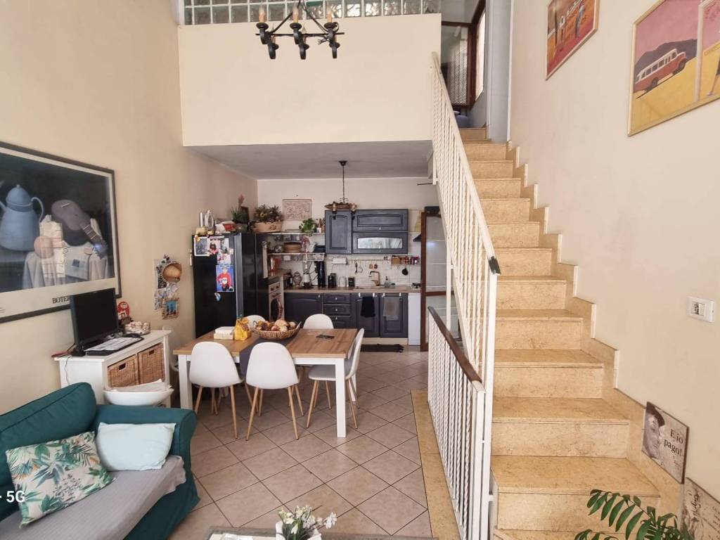casa indipendente in vendita a Roma in zona Trigoria
