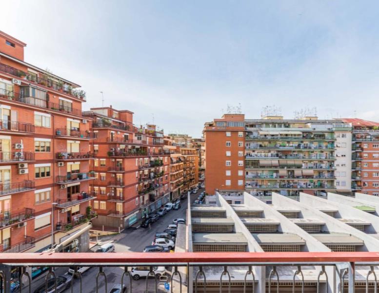 appartamento in vendita a Roma in zona Collatino