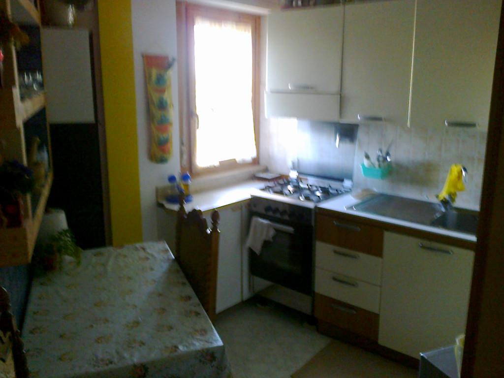 appartamento in vendita a Roma in zona Torre Angela