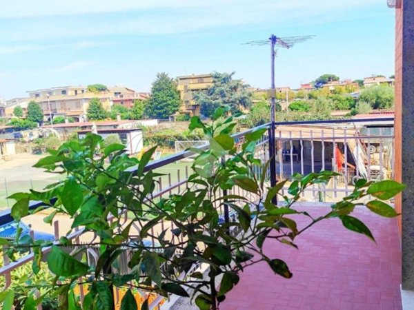 appartamento in vendita a Roma in zona Acilia