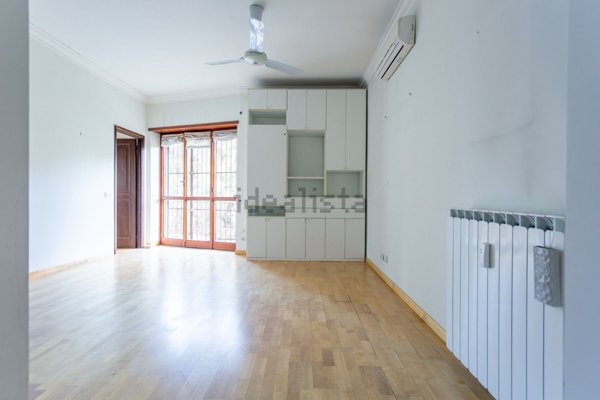appartamento in vendita a Roma in zona Ostia