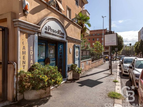 negozio in vendita a Roma