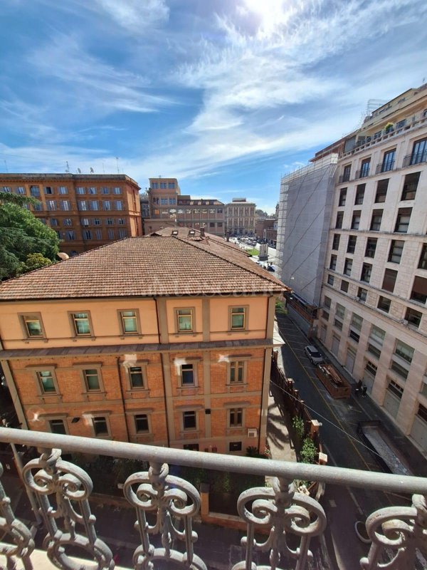appartamento in vendita a Roma in zona Ludovisi/Sallustiano