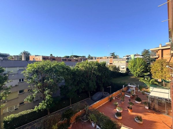 appartamento in vendita a Roma in zona Torrino