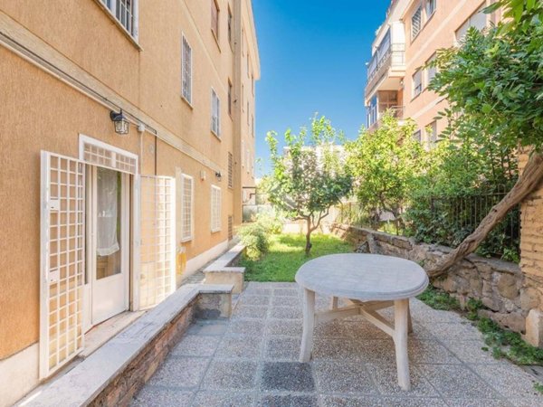 appartamento in vendita a Roma in zona Primavalle