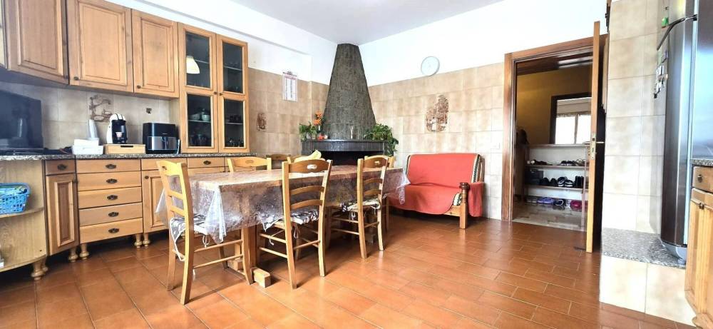 appartamento in vendita a Roma in zona Tor Vergata/Torrenova