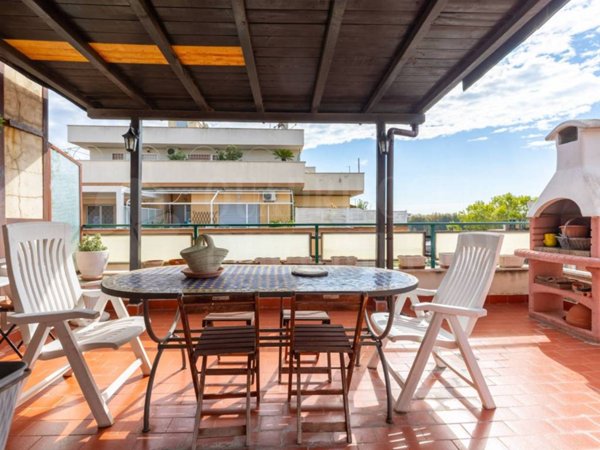 appartamento in vendita a Roma in zona Ostia