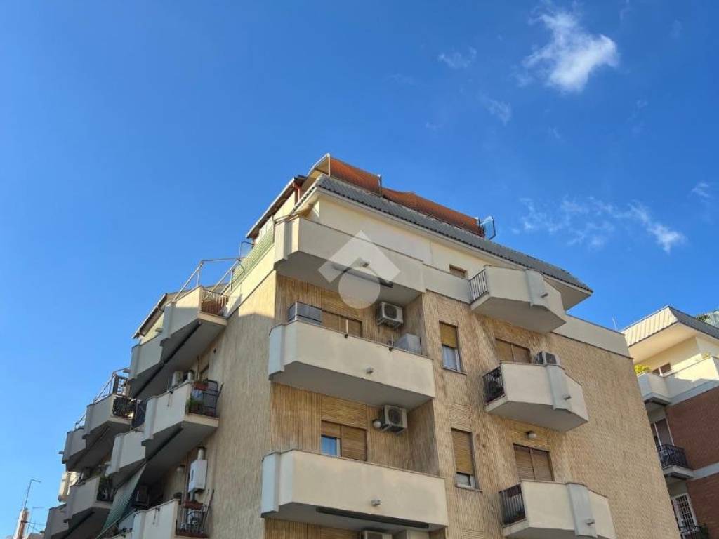 appartamento in vendita a Roma in zona Aurelio