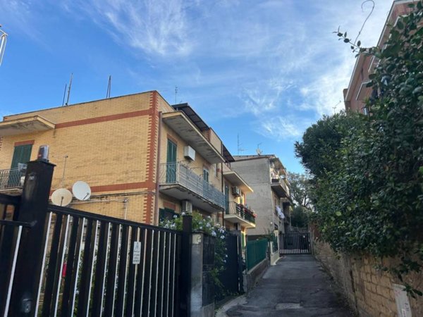 appartamento in vendita a Roma in zona Gianicolense