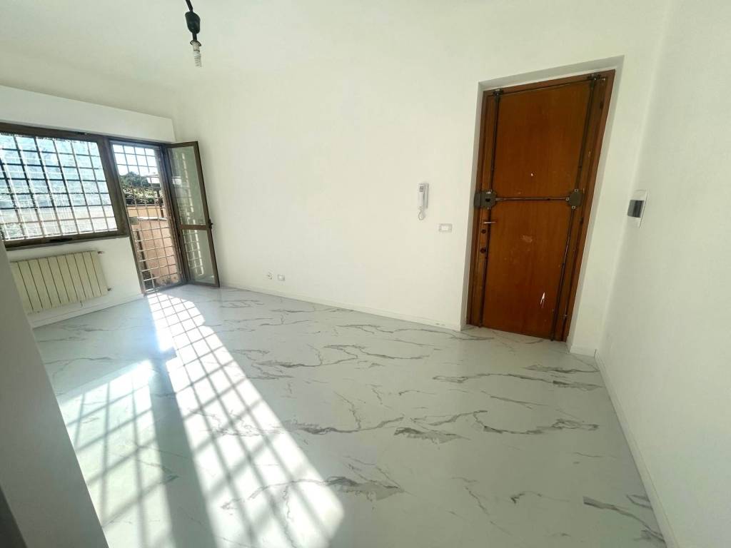 appartamento in vendita a Roma in zona Spinaceto