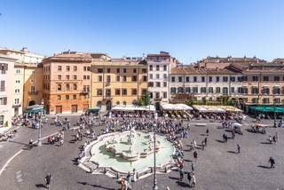 appartamento in vendita a Roma in zona Parione/Sant'Eustachio