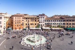 appartamento in vendita a Roma in zona Parione/Sant'Eustachio