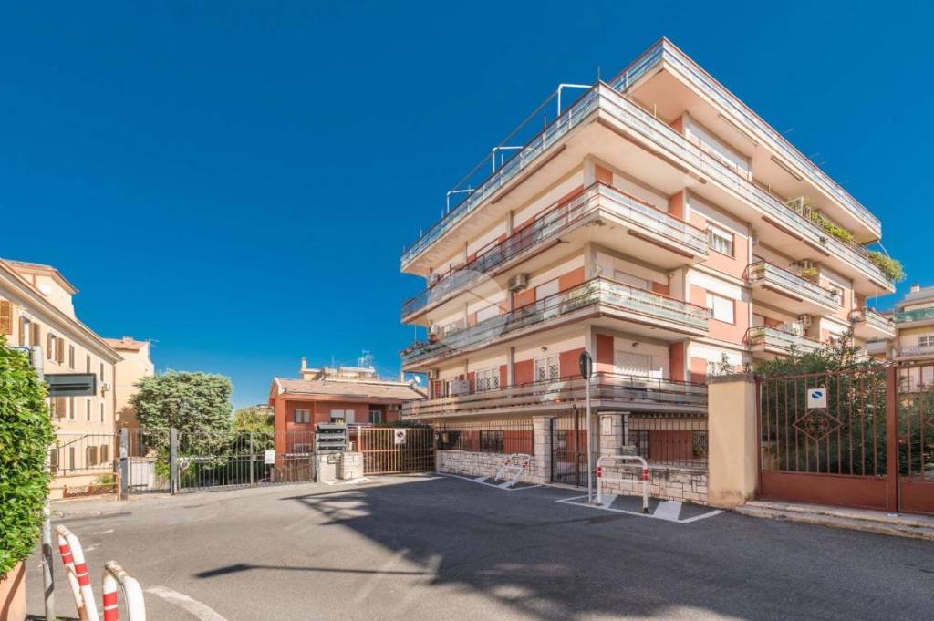 appartamento in vendita a Roma in zona Trionfale