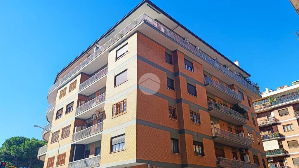 appartamento in vendita a Roma in zona Monte Sacro/Talenti