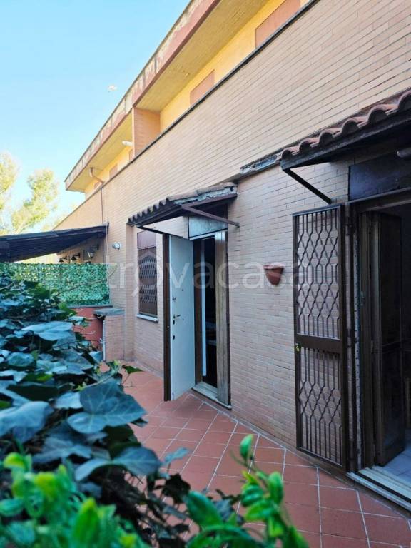 casa indipendente in vendita a Roma in zona Tor di Quinto